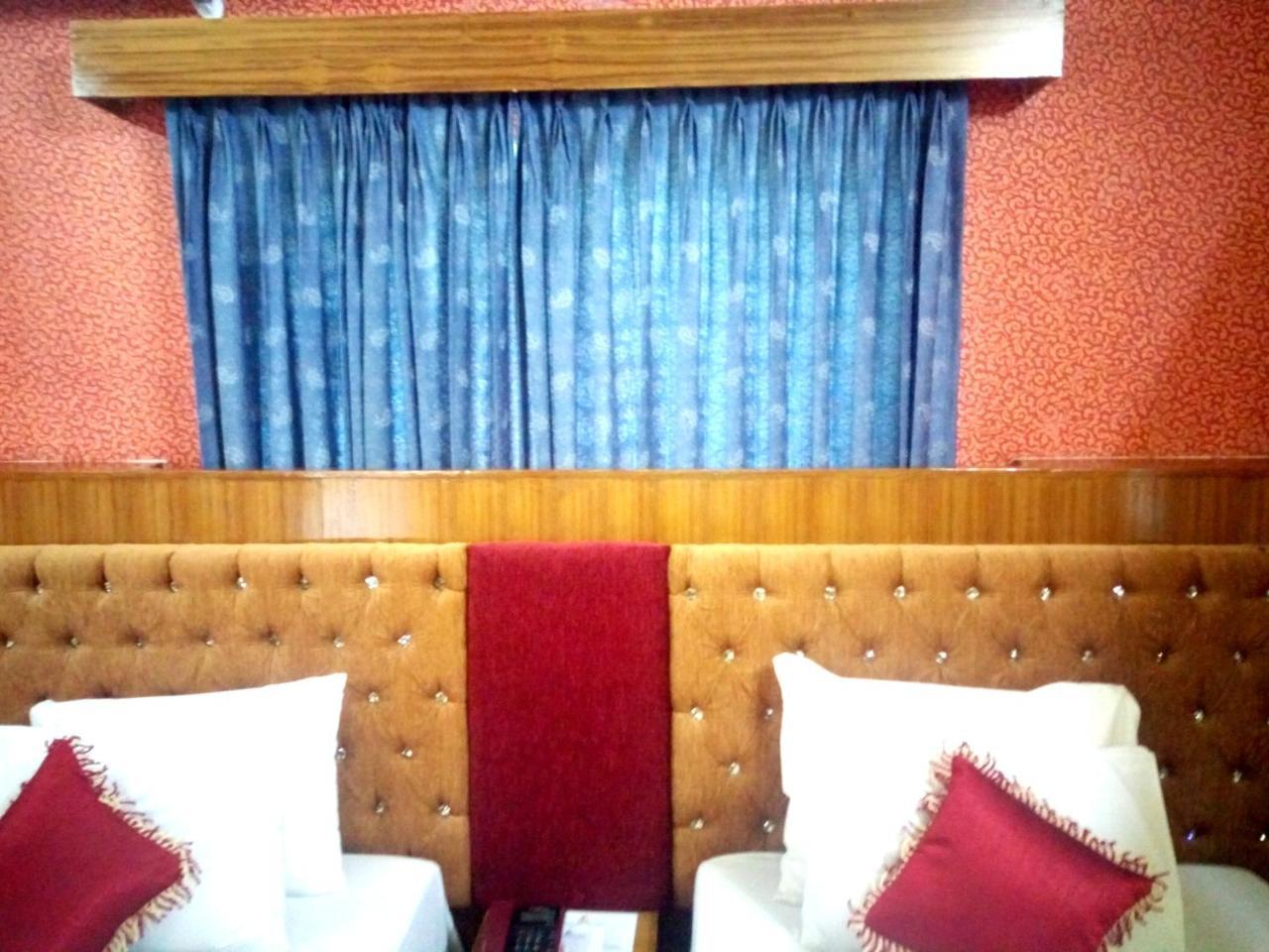 Hotel Lake View Plaza Дакка Экстерьер фото