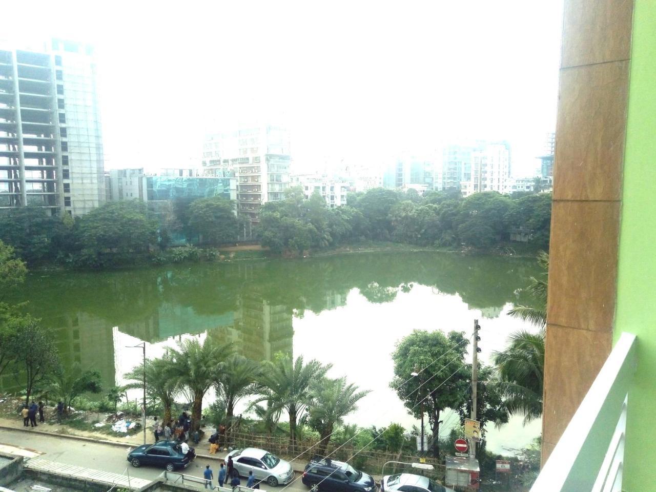 Hotel Lake View Plaza Дакка Экстерьер фото